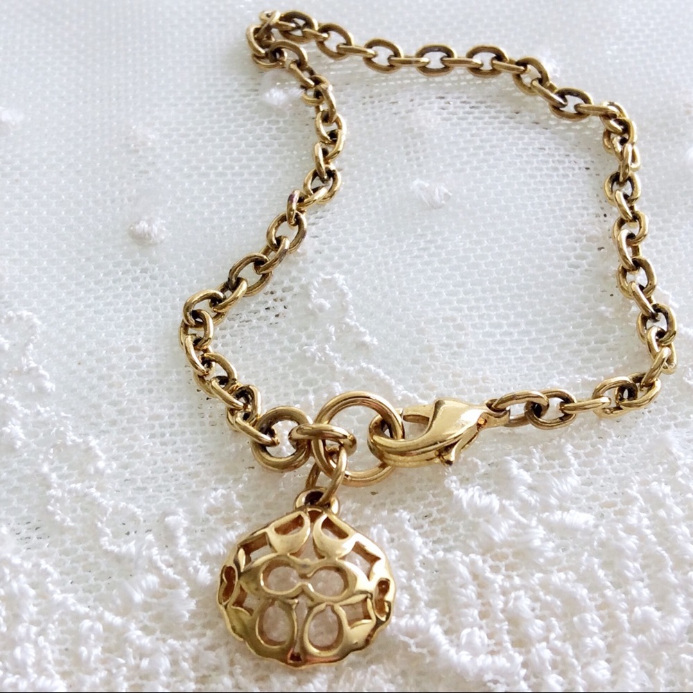 Coach Signature Beach Seashell Bracelet